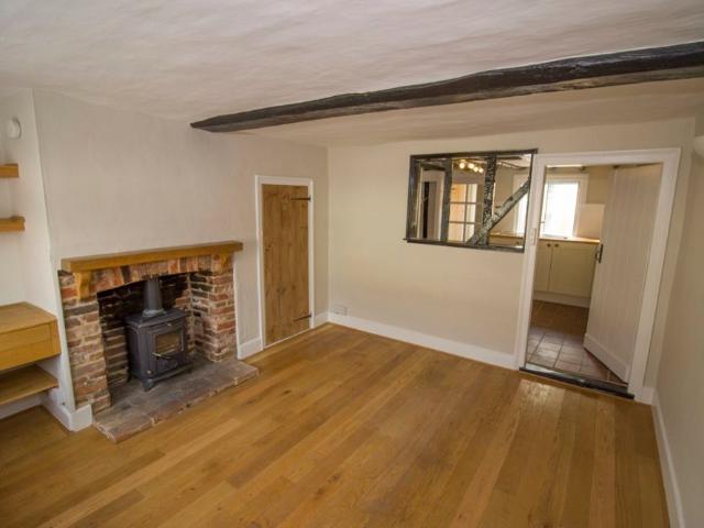 Beautiful 2 bedroom cottage to let in Stoke by Clare, Suffolk