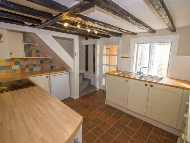 Beautiful 2 bedroom cottage to let in Stoke by Clare, Suffolk