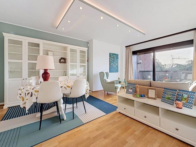 Beautiful 2 bedroom furnished apartment for rent