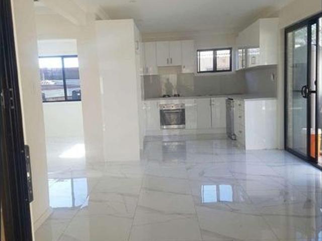 Beautiful 2 bedroom granny for rent in Raby!