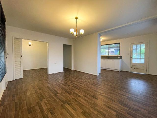 Beautiful 2 Bedroom home in the Heart of Town