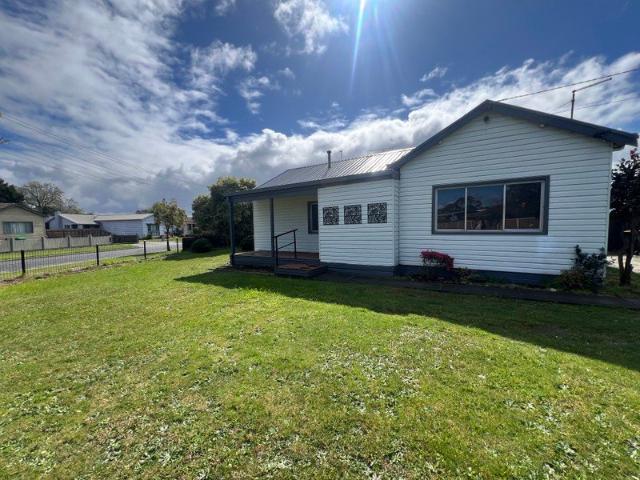 Beautiful 2 Bedroom Home in Traralgon