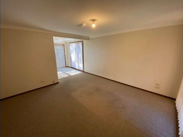 Beautiful 2 Bedroom Townhouse!