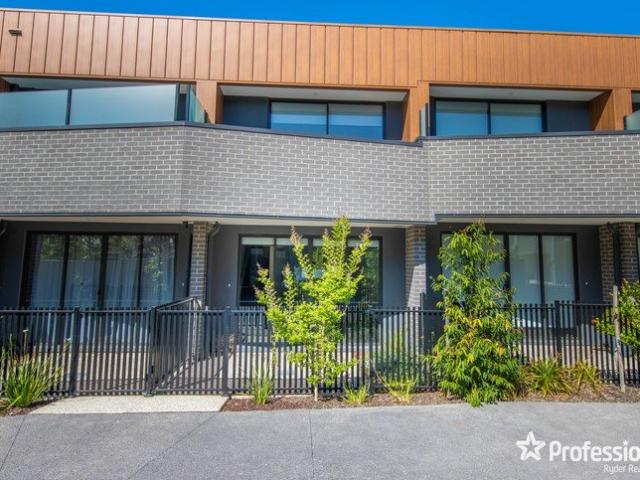 Beautiful 2 bedroom townhouse