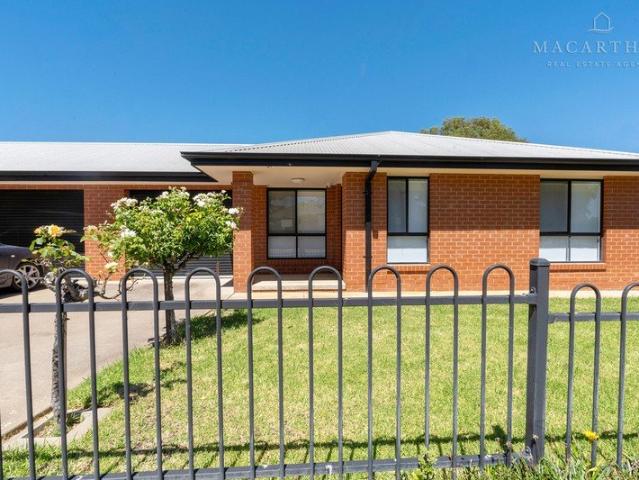 Beautiful 2 Bedroom Unit