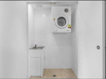 Beautiful 2 Bedroom Unit for Lease in Merrylands!
