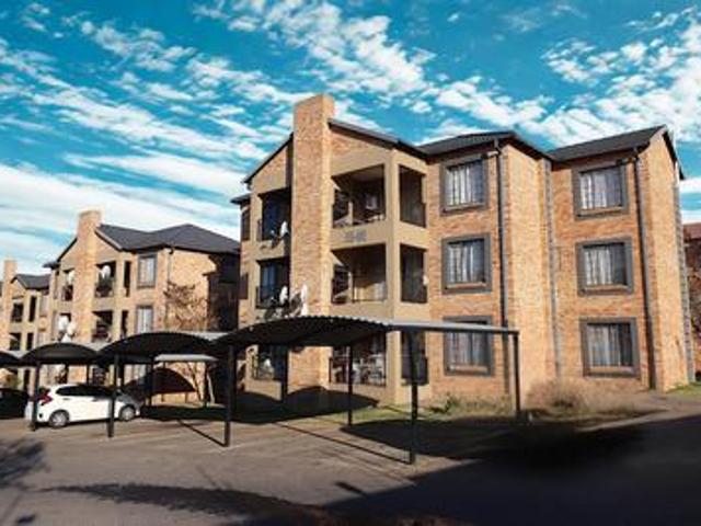 beautiful 2 bedroom, 2 bathroom, 1st.
