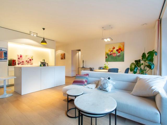 Beautiful 2 br apartment with views of the River Scheldt