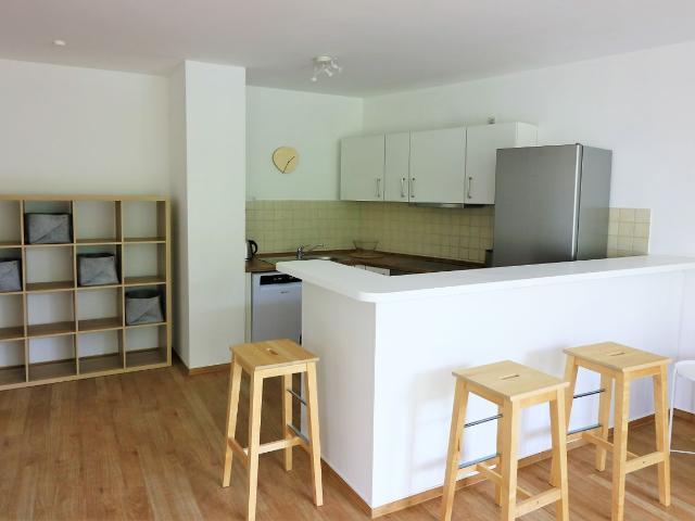 Beautiful 2 room apartment in central location with balcony, Berlin Amsterdam Apartments for Rent