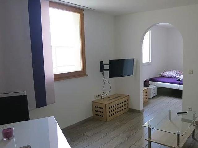 Beautiful 2 room flat, all inclusive with perfect transport connections, Munchen Amsterdam Apartments for Rent