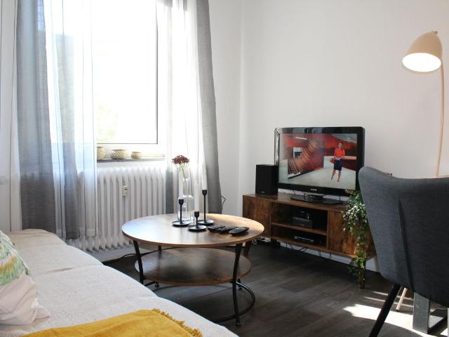 Beautiful 2 room flat near central station Dortmund, Dortmund Amsterdam Apartments for Rent
