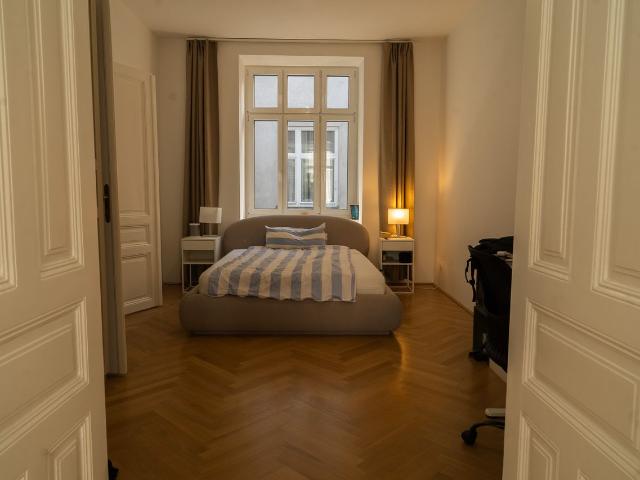 Beautiful 2 room period apartment in a perfect location, Vienna Amsterdam Apartments for Rent