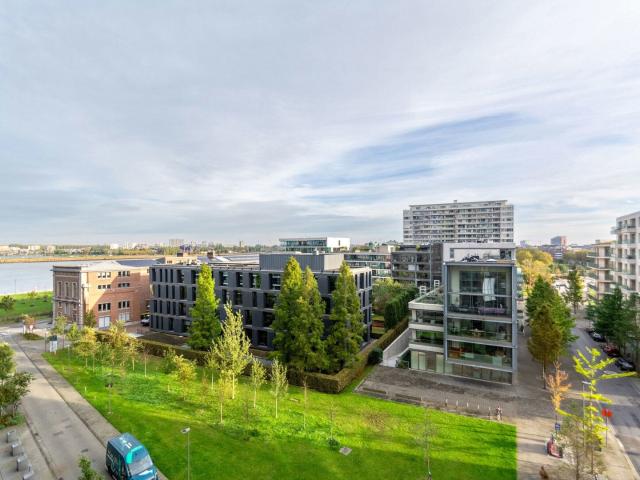 Beautiful 2br ap. with view of the Scheldt