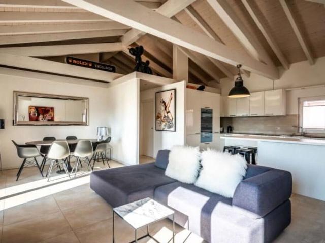 Beautiful 4.5 room apartment in St Sulpices