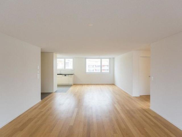 Apply now and secure a month of rent free living!