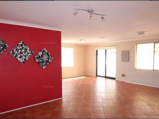 Beautiful 4 Bedroom Family Home in a Quiet Location
