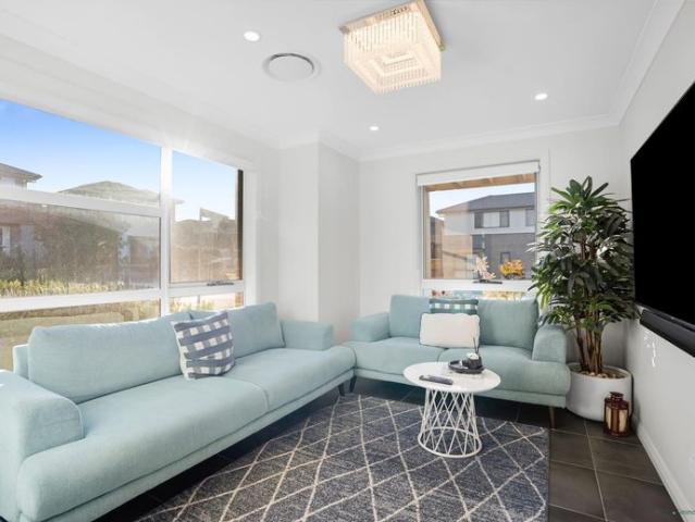 Beautiful 4 Bedroom Family Home with solar