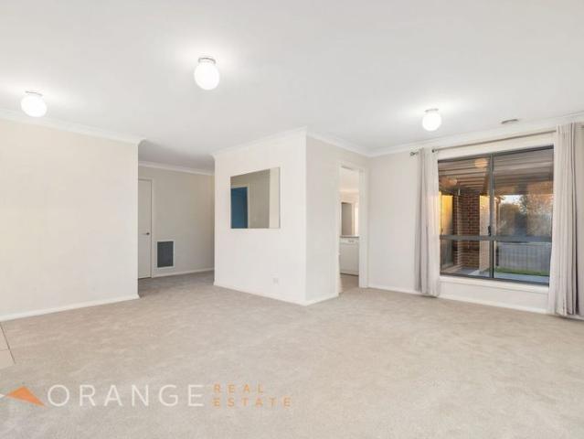 BEAUTIFUL 4 BEDROOM FAMILY HOME!
