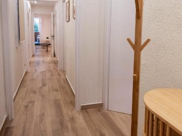 Beautiful 4 bedroom flat in San Antoni
