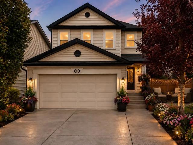 Beautiful 4 Bedroom Home Across from the Park in Copperfield