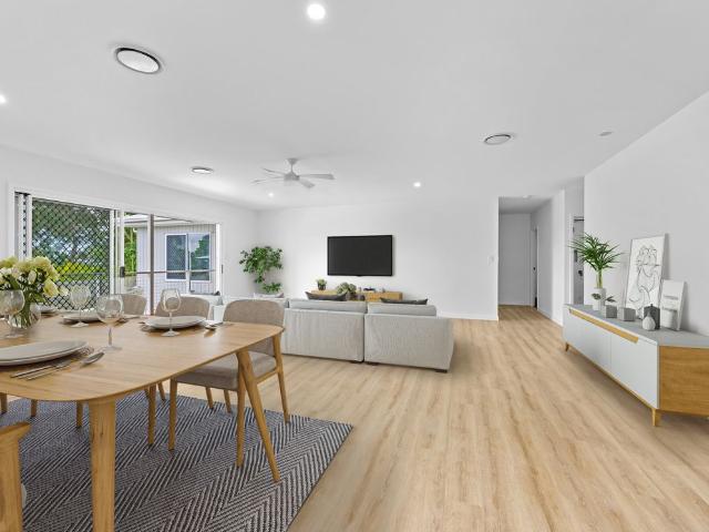 Beautiful 4 Bedroom Home with Ducted Air Conditioning