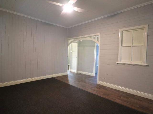 Beautiful 4 Bedroom Renovated Farmhouse