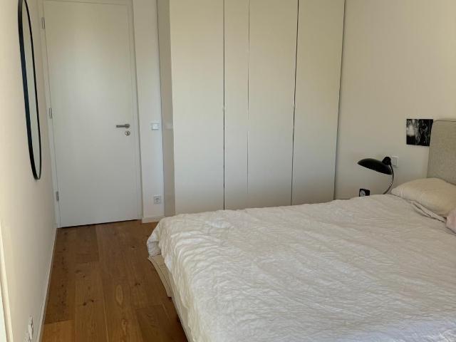 Beautiful 4 room maisonette apartment with roof terrace