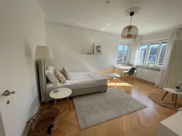 Beautiful 4 room apartment in Stuttgart with two balconies and garden, Stuttgart Amsterdam Apartments for Rent