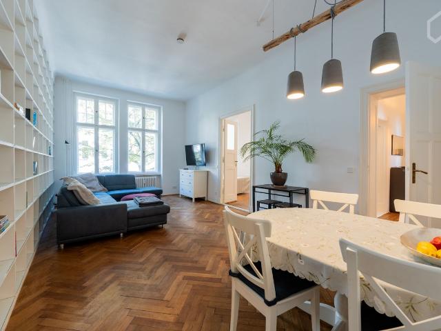 Beautiful 4 room home with private elevator in Wilmersdorf, Berlin, Berlin Amsterdam Apartments for Rent