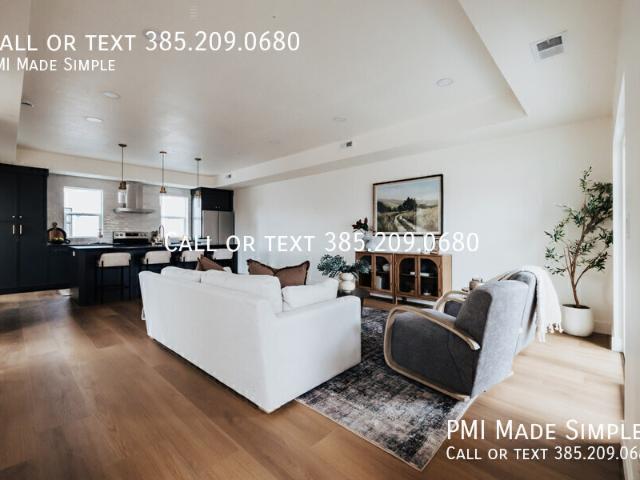 LAST UNITS AVAILABLE! BEAUTIFUL 4BR TOWNHOMES IN SLC!