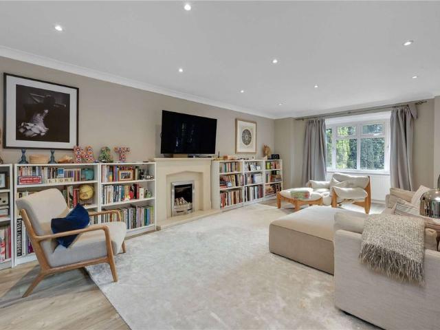 Beautiful 5 bedroom family home in private gated road approximately 200 ft from Esher High Street