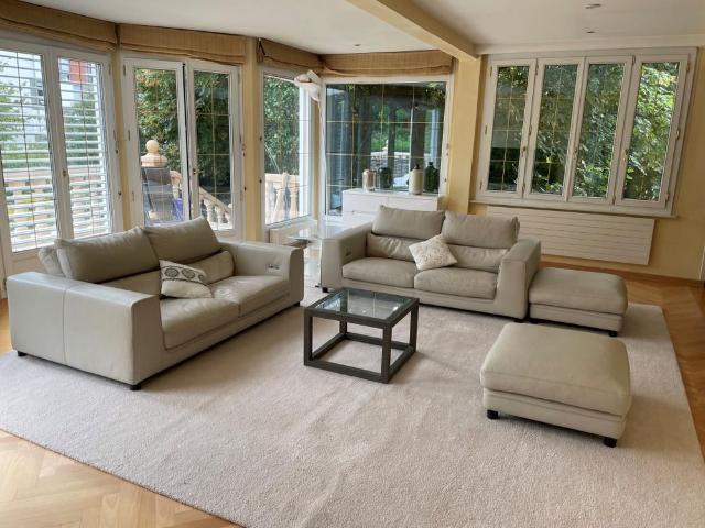 BEAUTIFUL 9 ROOM PROPERTY IN PETIT SACONNEX WITH LARGE GARDEN AND QUIET