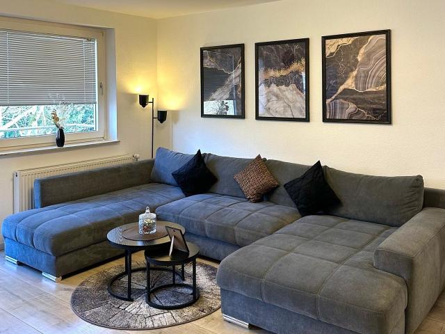 Beautiful Cozy 2 Room Apartment near Hürth Park Shopping Center, Hurth Amsterdam Apartments for Rent