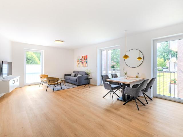 Beautiful, charming 1 bedroom apartment with balcony