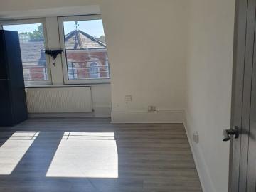 Beautiful Clean 1 bed room flat to rent Norwood