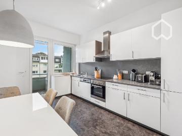Beautiful and modern apartment, close to the fair in the heart of Essen Rüttenscheid, Essen Amsterdam Apartments for Rent