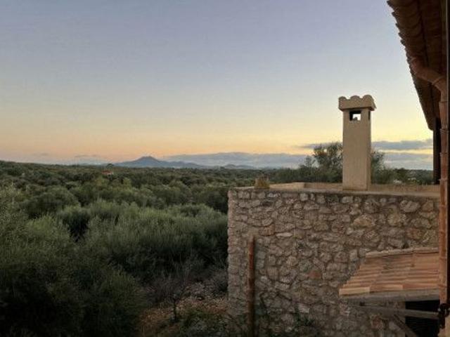 Beautiful and modernly furnished finca surrounded by nature in Manacor