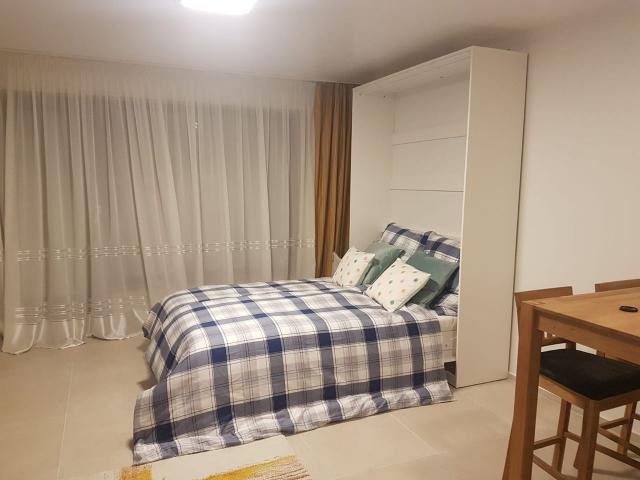 Beautiful and nice flat with underground parking in Stuttgart, Stuttgart Amsterdam Apartments for Rent
