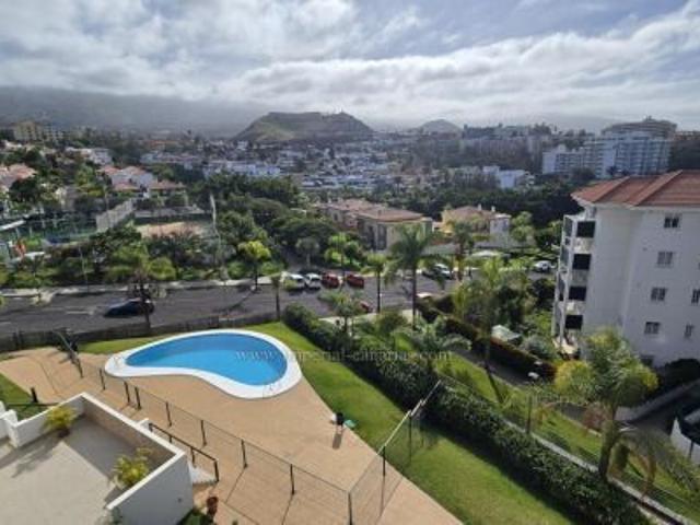 Beautiful and bright two bedroom, two bathroom apartment for seasonal rental