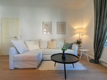 Beautiful and bright apartment in the south of Stuttgart with balcony