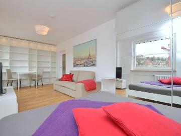 Beautiful and bright home located in Stuttgart downtown Mitte/ West, Stuttgart Amsterdam Apartments for Rent