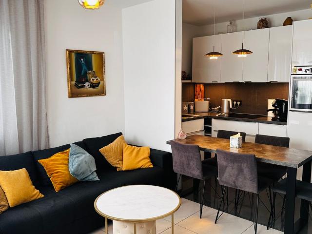 Beautiful and cozy 2 room apartment Frankfurt, Frankfurt Amsterdam Apartments for Rent