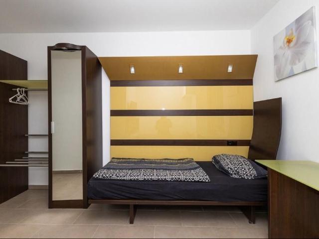Beautiful and perfect suite with nice city view, Wuppertal Amsterdam Apartments for Rent
