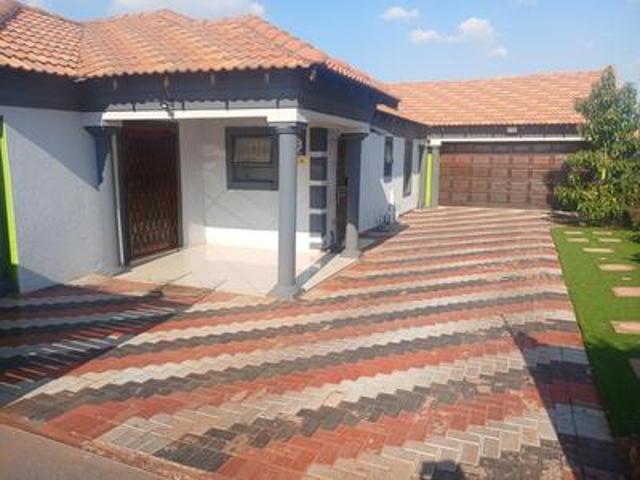 beautiful and spacious home for sale