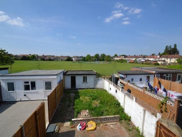Beautiful and Spacious 3 Bedroom House to Rent