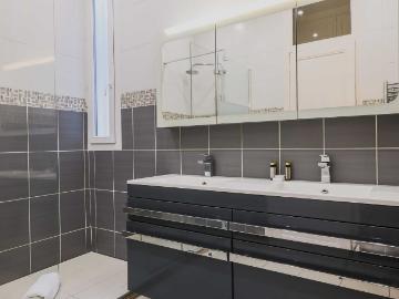 Appartement à louer à Rue du Commerce Paris