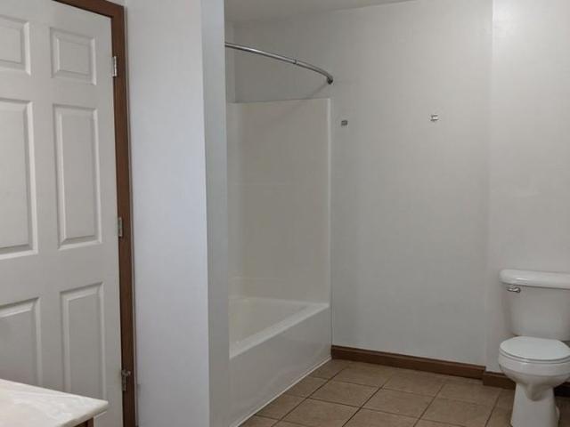 Beautiful Apartment Near Campus 3 Bedroom Apartment for Rent at 456 2nd St, California, PA 15419