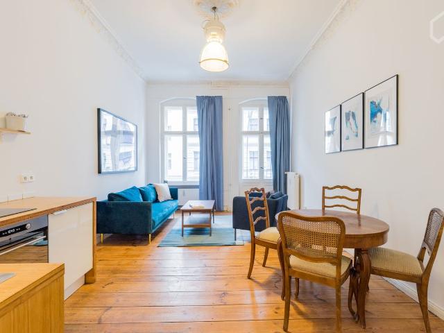 Beautiful apartment Altbau, 2 rooms in central Kreuzberg, Berlin Amsterdam Apartments for Rent
