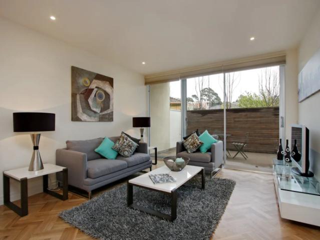 Beautiful Apartment And Great Location!