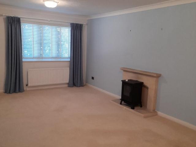 Beautiful Apartment for Rent in Great Location in Windsor